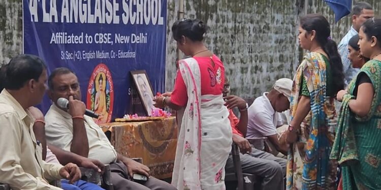 ‘दिशोम गुरु’ को ए’ला एंगलाइज की श्रद्धांजलि: शिबू सोरेन के निधन पर शोक सभा में बही सम्मान की लहर!