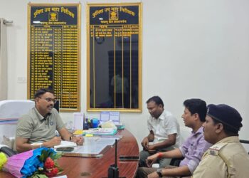 मेदिनीनगर में जाम का अंत, यातायात में क्रांति: डीआईजी की बैठक में टेंपो चालकों के लिए ड्रेस कोड और बारकोड सिस्टम की सौगात!