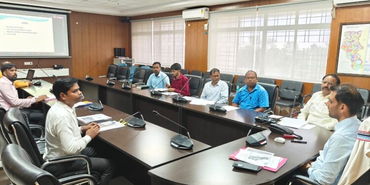 गढ़वा में बालू खनन की नई सुबह: ई-नीलामी के लिए उपायुक्त का पारदर्शिता पर जोर