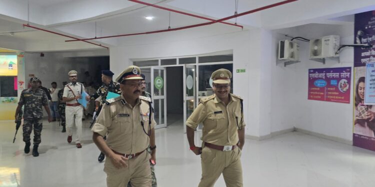 नशे के खिलाफ गढ़वा पुलिस की सख्ती: एनडीपीएस अधिनियम पर एनसीबी रांची के साथ एक दिवसीय प्रशिक्षण, डीआईजी नौशाद आलम की अगुवाई!