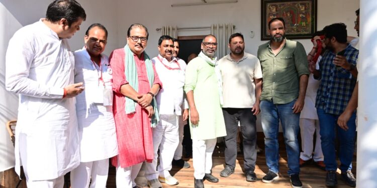 लालू से हेमन्त की ऐतिहासिक मुलाकात: पटना में राबड़ी देवी के आवास पर सामाजिक न्याय और विकास की गूंज!