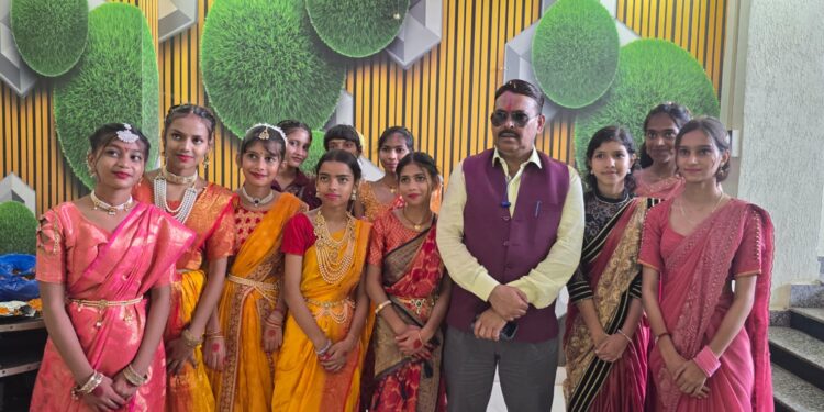 शिक्षा का नया आलोक: डीआईजी नौशाद आलम ने शिक्षक दिवस पर सरकारी स्कूलों में सुधार की उठाई आवाज