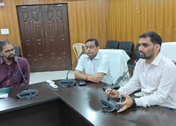 गढ़वा में NSAP पेंशन योजनाओं का सामाजिक अंकेक्षण: उपायुक्त ने पारदर्शिता और जनभागीदारी को दिया बढ़ावा