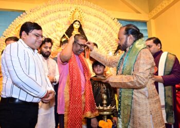 मां दुर्गा की कृपा के साथ झारखंड में उत्सव की धूम: हेमन्त सोरेन ने रांची में किया दुर्गा पूजा पंडाल का भव्य अनावरण!