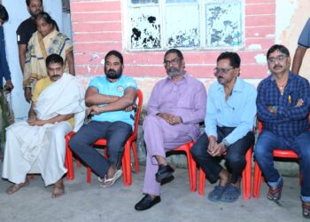 झारखंड में शोक की घड़ी: हेमन्त सोरेन और कल्पना सोरेन ने जेएमएम नेता की माता के निधन पर दी श्रद्धांजलि!