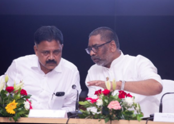 झामुमो का महागठबंधन पर तीखा प्रहार: सुदिव्य कुमार ने कहा- RJD-कांग्रेस की साजिश का जवाब देंगे, बिहार चुनाव अकेले लड़ेंगे!