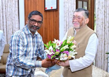 राजभवन में हेमन्त का ‘मेगा इनवाइट’: राज्यपाल को 15 नवंबर उत्सव का VIP पास, MSME बिल पर थैंक्स—झारखंड@25  का प्लान फाइनल!