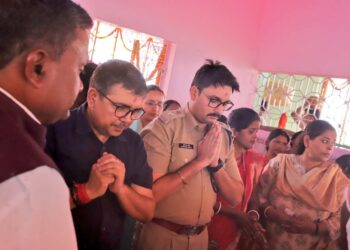 लुगुबुरू घांटाबाड़ी धोरोमगाढ़ में जयकार: 10,000+ श्रद्धालु लुगुबाबा के दरबार में, पारंपरिक उत्सव का धमाकेदार शुभारंभ!