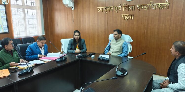 गढ़वा DC का जोरदार ऐलान: “मुख्यमंत्री पशुधन योजना में एक भी गड़बड़ी नहीं, SC-ST-विधवा-दिव्यांग को पहले गाय-भैंस-बकरा, पारदर्शिता में कोई समझौता नहीं!”