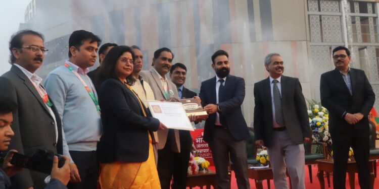 गोल्ड मेडल झारखंड के नाम! IITF 2025 में फोकस स्टेट बना नंबर-1, दिल्ली वाले बोले—“ये पैवेलियन तो पूरे मेले का बादशाह था!”