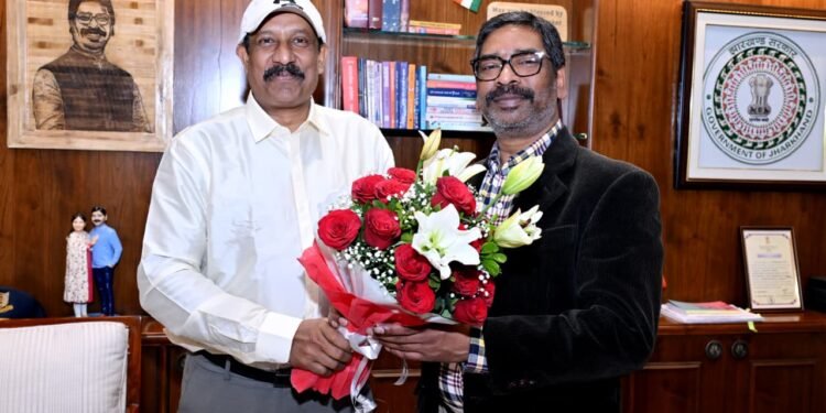 झारखंड गौरव: CM हेमन्त सोरेन ने KBC करोड़पति बिप्लब बिस्वास को दी हार्दिक बधाई – युवाओं के लिए बड़ा प्रेरणास्रोत!