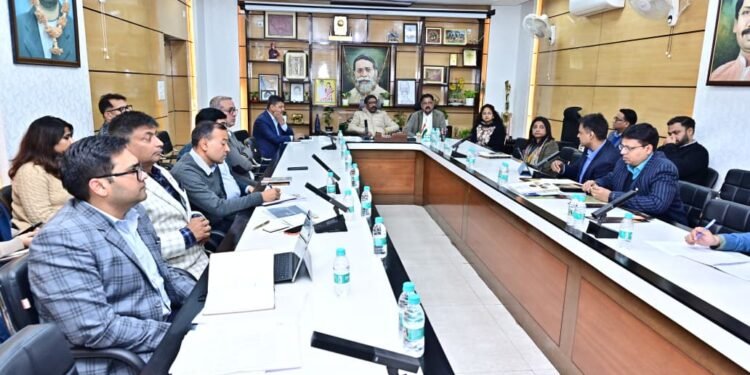 दावोस में गूंजेगा “जोहार”: CM हेमन्त सोरेन पहली बार आदिवासी नेता के रूप में करेंगे विश्व मंच पर धमक, झारखंड को निवेश का नया सुपरस्टार बनाएंगे!