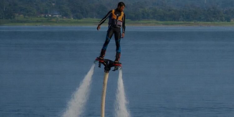 दावोस में “जोहार” की गूंज, दुनिया को झारखंड का न्योता: हेमन्त सोरेन बोले—“प्रकृति, संस्कृति और रोमांच का अनोखा संगम, निवेशकों के लिए अनंत अवसर!”