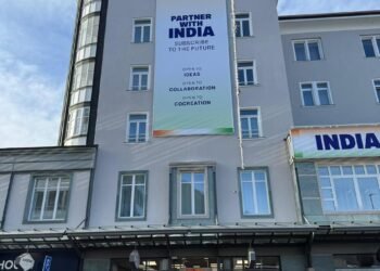 दावोस में झारखंड का जोरदार एंट्री: हेमन्त सोरेन के नेतृत्व में इंडिया पवेलियन में झारखंड पवेलियन का भव्य निरीक्षण, दुनिया को दिखाएगा “इलेक्ट्रिक मोबिलिटी से वन-आधारित अर्थव्यवस्था” तक का सफर!