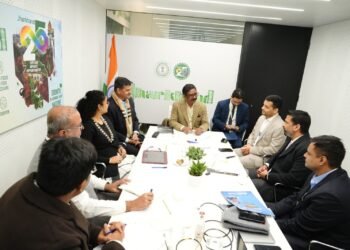 झारखंड का गौरव क्षण! मुख्यमंत्री हेमंत सोरेन बने पहले आदिवासी निर्वाचित नेता जिन्हें WEF ने व्हाइट बैज से नवाजा – दावोस में इतिहास रचा!