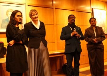 ऑक्सफोर्ड में झारखंड का नया अध्याय! मुख्यमंत्री हेमंत सोरेन ने सोमरविल कॉलेज का दौरा कर जलवायु कार्रवाई और सतत विकास पर गहन चर्चा की – छात्रों ने झारखंड सरकार के साथ सक्रिय सहयोग की इच्छा जताई!