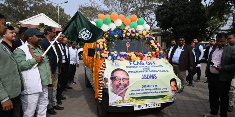 झारखंड के युवा अब ग्लोबल स्टेज पर चमकेंगे! मुख्यमंत्री सरकार बनी सारथी – झारखंड कौशल उत्कर्ष के 39 विजेताओं को सम्मानित, सभी प्रखंडों में नए कौशल केंद्र खुलेंगे!