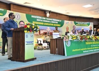 झारखंड विधानसभा में डिजिटल क्रांति! मुख्यमंत्री हेमंत सोरेन ने किया NeVA सेवा केंद्र का उद्घाटन – अब पेपरलेस विधायी कार्य, टैबलेट वितरण और प्रशिक्षण से सत्र होंगे आसान!