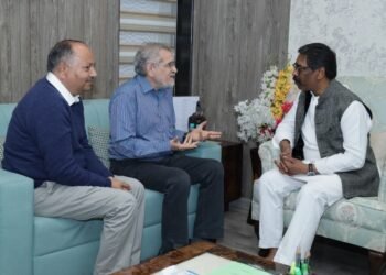 जल-जीवन-आजीविका पर झारखंड की नई साझेदारी! मुख्यमंत्री हेमंत सोरेन से मिले डॉ. मिहिर शाह और भारत रूरल लाइवलीहुड्स फाउंडेशन के सीईओ कुलदीप सिंह – जनजातीय समुदायों के लिए स्थायी आजीविका और जल प्रबंधन में बड़ा सहयोग करीब!