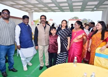 छोटे हर्षल के 9वें जन्मदिन पर मुख्यमंत्री हेमंत सोरेन और विधायक कल्पना सोरेन का प्यार भरा आशीर्वाद! विधानसभा आवास में हुआ दिल छू लेने वाला समारोह