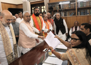 नीतीश कुमार का सियासी मास्टरस्ट्रोक! बिहार CM पद से इस्तीफा, संसद जाने की जताई इच्छा – BJP का पहला मुख्यमंत्री बनाने का रास्ता साफ, सम्राट चौधरी रेस में आगे