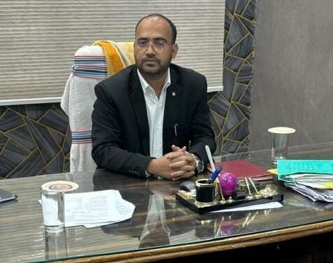 गढ़वा में स्कूल में अश्लील गीत-नृत्य का मामला बेनकाब! प्रभारी प्रधानाध्यापक निलंबित, दो शिक्षकों की सेवा समाप्ति की कार्रवाई शुरू – शिक्षा विभाग की सख्ती