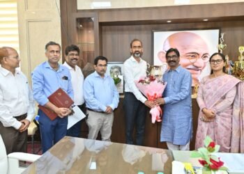 झारखंड में मांस उद्योग की नई क्रांति! ICAR-NMRI हैदराबाद और पशुपालन विभाग के बीच ऐतिहासिक MoU – रांची की बेकन फैक्ट्री का पुनरुद्धार, आधुनिक प्रसंस्करण तकनीक और हजारों रोजगार का रास्ता खुला