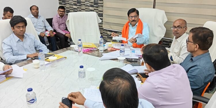 झारखंड विधानसभा की सामान्य प्रयोजन समिति ने गढ़वा का दौरा किया – विकास योजनाओं की विस्तृत समीक्षा, मुआवजा भुगतान, सड़क निर्माण, मंडल डैम पुनर्वास और अवैध खनन पर सख्त निर्देश