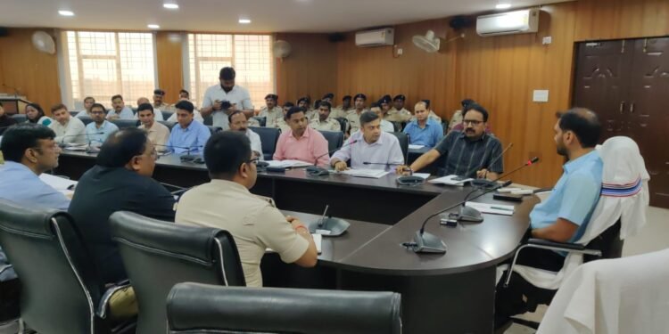 JPSC प्रारंभिक परीक्षा को कदाचारमुक्त कराने के सख्त निर्देश! उपायुक्त ने की उच्चस्तरीय बैठक, 19 अप्रैल को 29 केंद्रों पर 7622 अभ्यर्थी देंगे परीक्षा