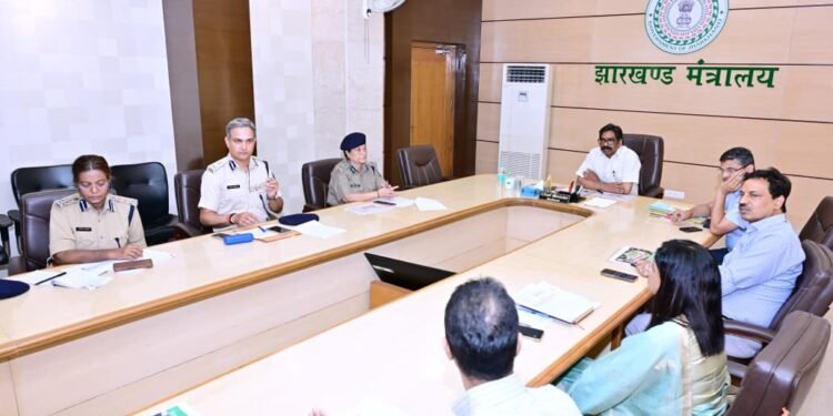 शहीद जवानों के बच्चों के उज्ज्वल भविष्य के लिए बड़ी पहल! मुख्यमंत्री हेमंत सोरेन ने प्रस्तावित दिशोम गुरु शिबू सोरेन आवासीय विद्यालय की समीक्षा की