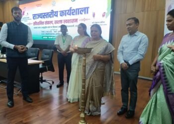 जल, जंगल, जमीन पर अब आदिवासियों का ‘राज’: झारखण्ड में 25 साल बाद लागू हुआ ऐतिहासिक PESA कानून; मंत्री का बड़ा आदेश— 3 महीने में बहाल हों पारंपरिक ग्राम प्रधान