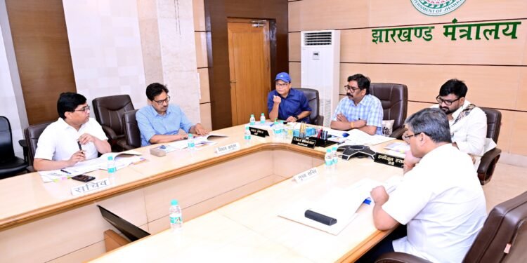 अब पैडल मारने का झंझट खत्म, फर्राटा भरते हुए स्कूल जाएंगी झारखंड की बेटियां! CM हेमंत सोरेन का बड़ा एलान— “पारंपरिक साइकिल की जगह अब मिलेगी हाईटेक ‘ई-साइकिल’, अस्पतालों में खुलेंगे विशेष हेल्प डेस्क”