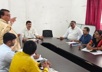 गढ़वा में झारखंड क्षेत्रीय कार्यकर्त्ता परीक्षा को लेकर प्रशासन मुस्तैद, केन्द्राधीक्षकों को मिली खास ट्रेनिंग! नोडल अफसर का हुक्म— “कदाचारमुक्त माहौल में ही होगी परीक्षा”