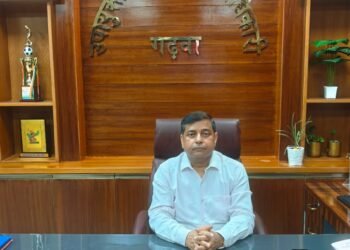 गढ़वा में वोटर लिस्ट ‘शुद्धिकरण’ अभियान का महा-रिकॉर्ड, 99.58% घरों तक पहुंचे बीएलओ! 5 अगस्त को जारी होगी फाइनल मतदाता सूची