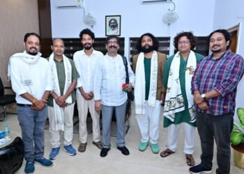 झारखंड बनेगा सिनेमा का नया हब! राष्ट्रीय पुरस्कार विजेता फिल्मकारों से मिले CM हेमंत सोरेन; कहा— ‘राज्य की जनजातीय संस्कृति को दुनिया में दिलाएंगे नई पहचान’