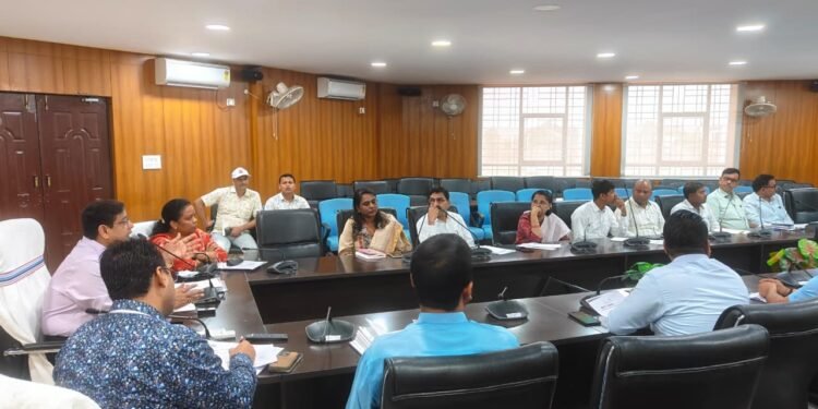 गढ़वा में प्रशासनिक फैसलों को मिलेगी AI और डेटा की शक्ति! नीति आयोग के ‘NITI TARA’ प्लेटफॉर्म से तेजी से बदलेंगी विकास योजनाएं