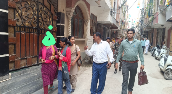 आधार में उम्र बदलकर 6 साल तक नाबालिग का किया शोषण! दिल्ली में पकड़ा गया मानव तस्करी नेटवर्क; रेस्क्यू हुई झारखंड की बेटी