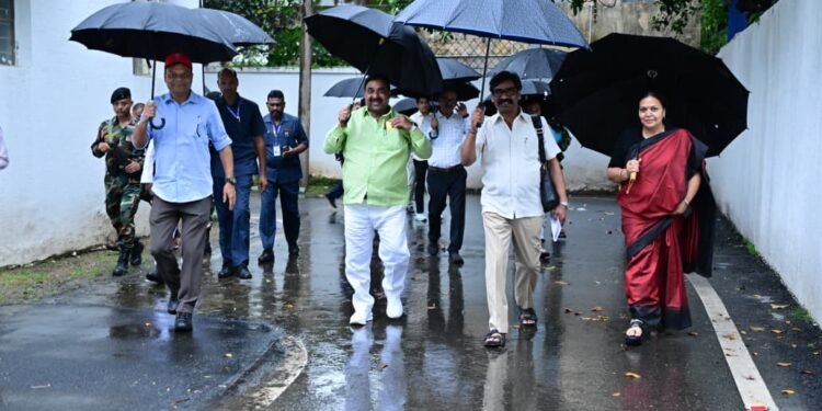 मॉनसून सत्र से पहले विधानसभा में सर्वदलीय बैठक! CM हेमंत सोरेन और नेता प्रतिपक्ष बाबूलाल मरांडी रहे मौजूद; सदन के सुचारू संचालन पर बनी सहमति