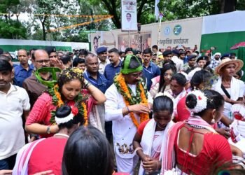वीरों की भूमि झारखंड में गूंजी उलगुलान की तान! राज्यपाल व CM हेमंत सोरेन ने किया ‘झारखंड आदिवासी महोत्सव 2026’ का आगाज़; युवाओं से बोले CM- ‘पारदर्शिता के साथ मिलेगा पूरा न्याय’