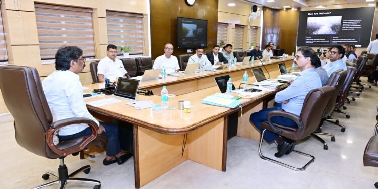 राज्य के जल स्रोतों को मिलेगा नया जीवन! CM हेमंत सोरेन की अध्यक्षता में झारखंड आद्रभूमि प्राधिकरण की पहली बैठक; 2119 संभावित वेटलैंड्स के सत्यापन का आदेश
