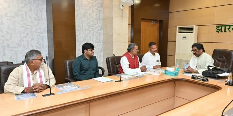 जमशेदपुर-धनबाद मेडिकल कॉलेजों का ₹888 करोड़ से कायाकल्प, थानों में लगेंगे 9006 CCTV; कैबिनेट बैठक में 35 से अधिक फैसलों पर मुहर!