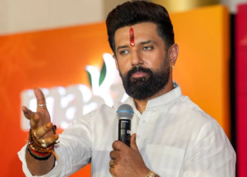 आरक्षण पर चिराग पासवान से तीखा सवाल! यूनिवर्सिटी कैंपस में छात्र ने घेरा; पूछा— ‘IAS-IPS के बच्चों को क्यों चाहिए कोटा?’