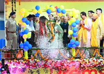 आरक्षण पर चिराग पासवान से तीखा सवाल! यूनिवर्सिटी कैंपस में छात्र ने घेरा; पूछा— ‘IAS-IPS के बच्चों को क्यों चाहिए कोटा?’