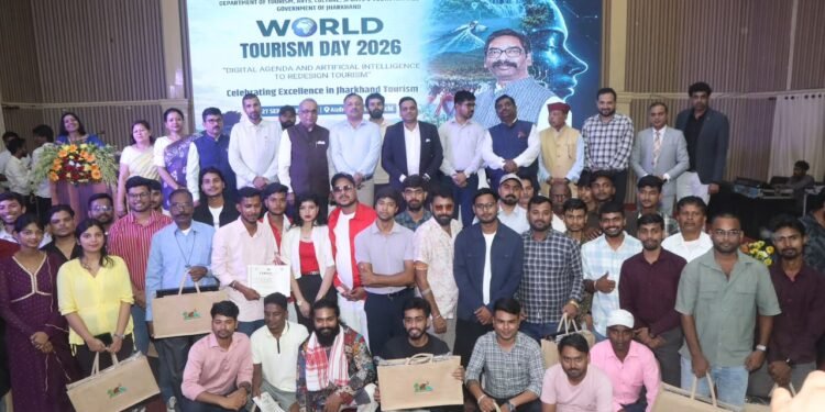 विश्व पर्यटन दिवस पर रांची के ऑड्रे हाउस में सजा भव्य मंच! ‘पर्यटक मित्रों’ व सहयोगियों का हुआ सम्मान; पर्यटन सचिव बोले— ‘झारखंड को वैश्विक पहचान दिलाने में अहम भूमिका’