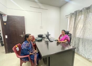 संकटग्रस्त महिलाओं और कुपोषित बच्चों के लिए गढ़वा प्रशासन मुस्तैद! DDC प्रेमलता मुर्मू ने OSC और MTC का किया औचक निरीक्षण; दिए सख्त निर्देश