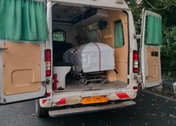 संवेदनशील मुख्यमंत्री की बड़ी पहल! वियतनाम में मृत रांची के योग शिक्षक का पार्थिव शरीर लाया गया स्वदेश; परिजनों को मिलेगी 5 लाख की सहायता